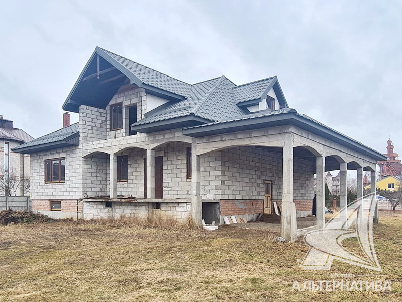 Коробка под дом с арками за $97 000.