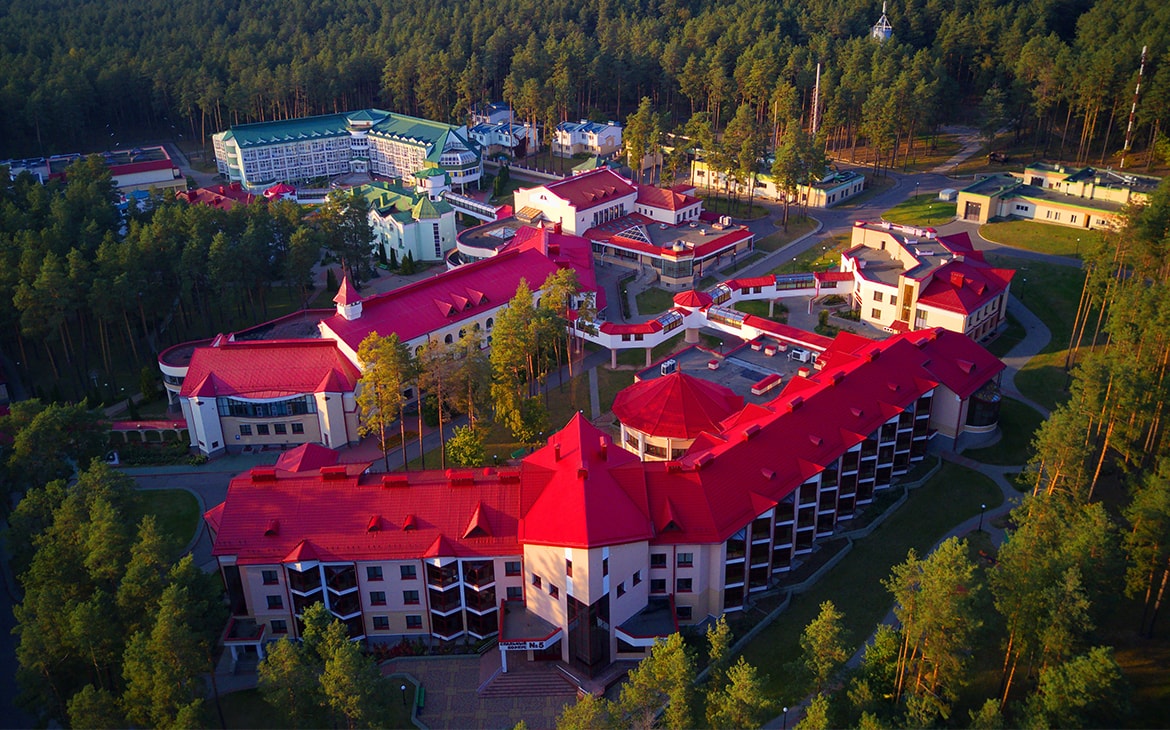 Санаторий «Ружанский». Вид сверху. Фото: sanatorii.by.