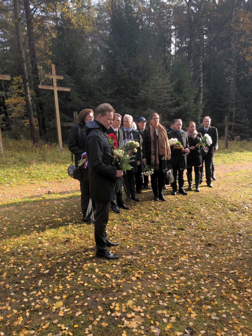 Дипломаты европейских стран посетили Куропаты. 30 октября 2023 года. Фото: European Union in Belarus / Facebook.