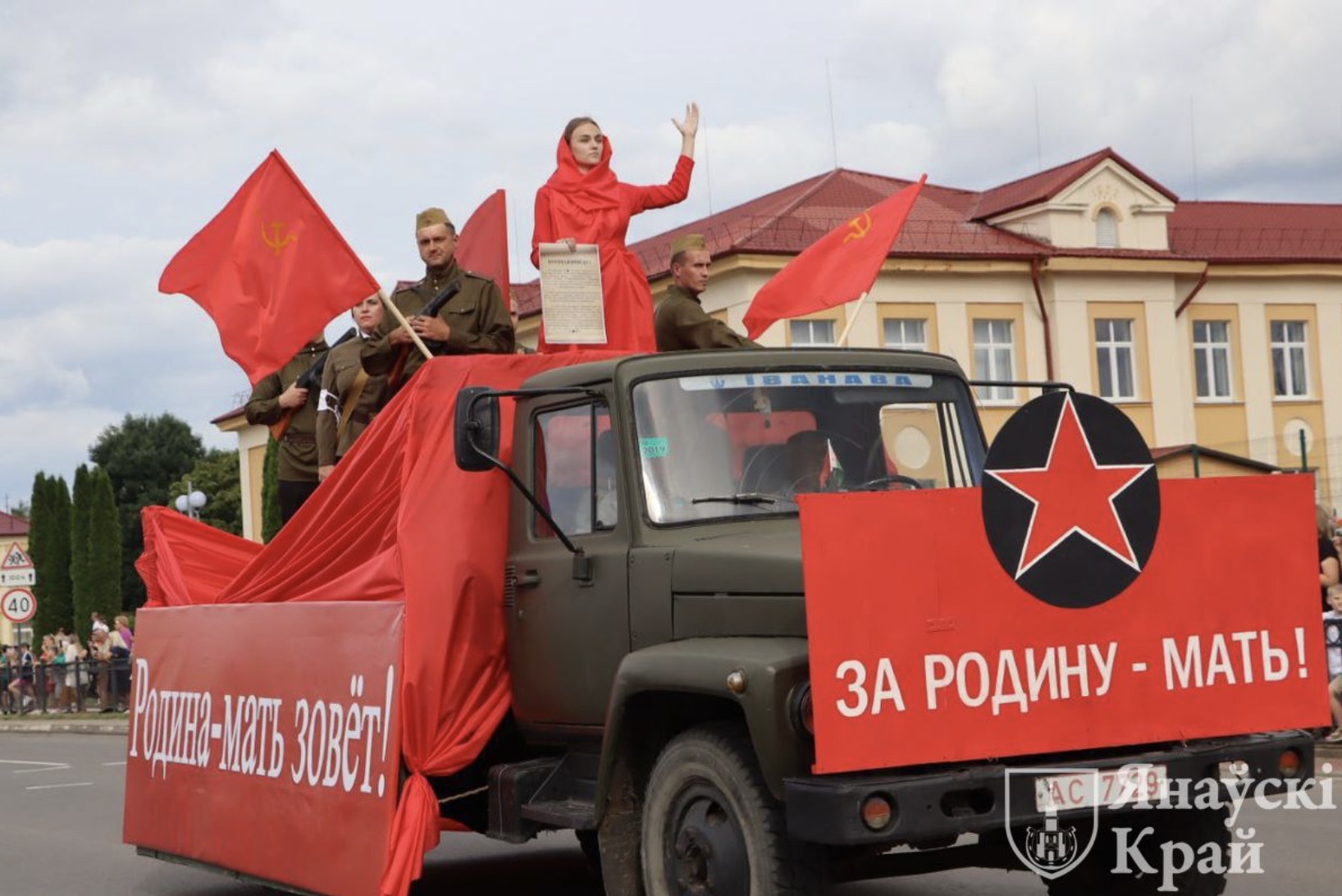 Парад тематических экспозиций «Мы — лес беларускай зямлі!» в Иваново. Фото: janow.by.