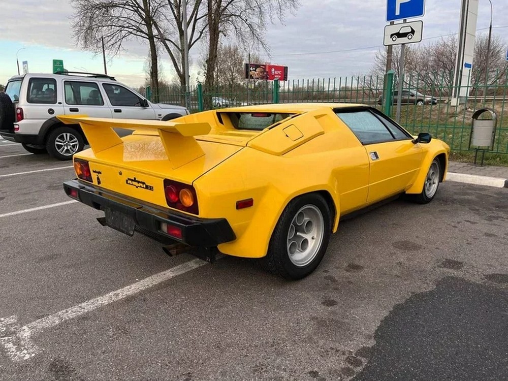 Cпорткар Lamborghini Jalpa в Бресте. Фото: «Наша Нiва»