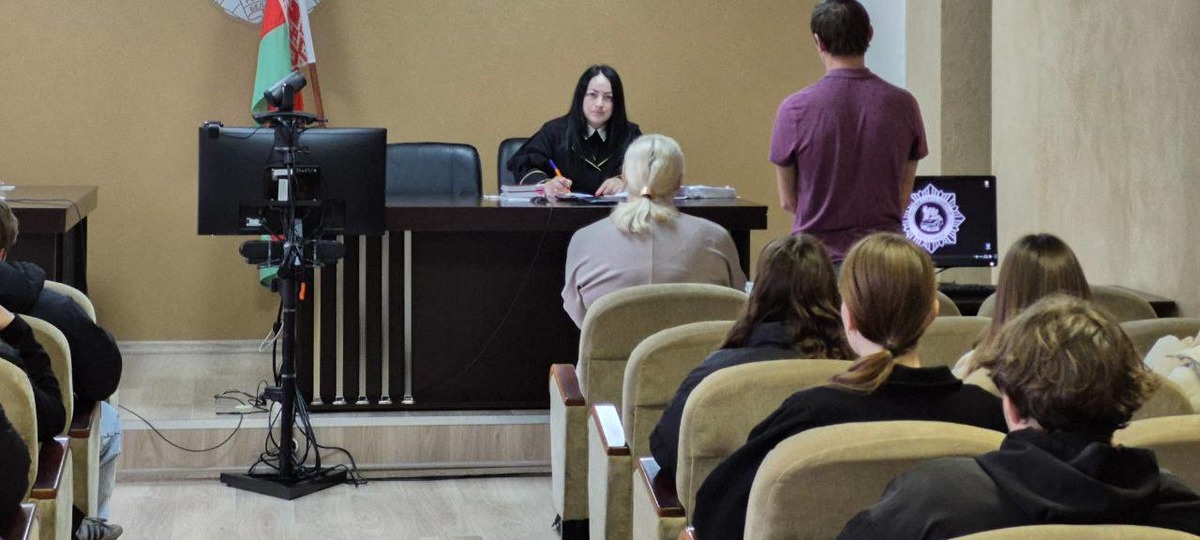 Показательный суд над брестчанином в ГАИ. Фото: суд Московского района Бреста