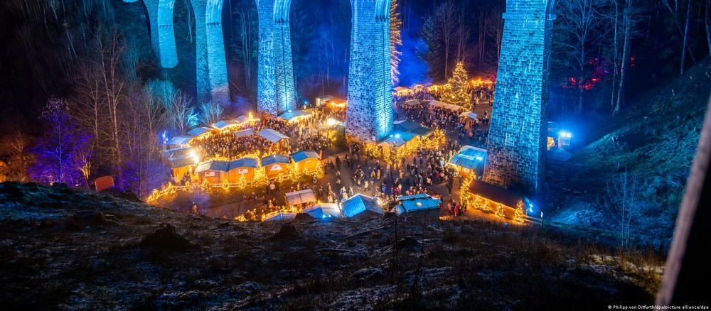 Weihnachtsmarkt, Ravenna Gorge. Фото: picture alliance
